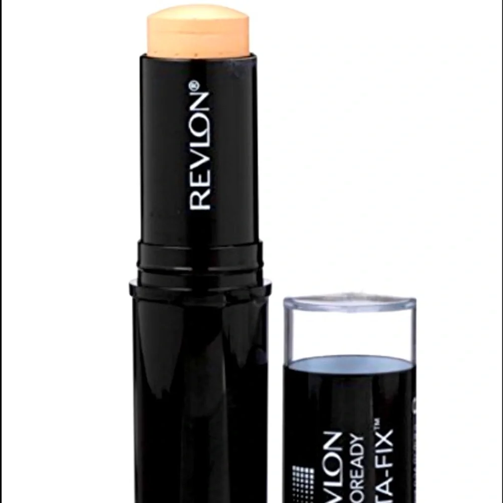 Revlon | Photoready Insta-Fix Highlighting Stick Color 210 Gold Light On The Go